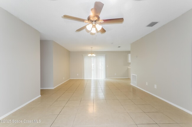 Building Photo - 2831 SE Melaleuca Blvd