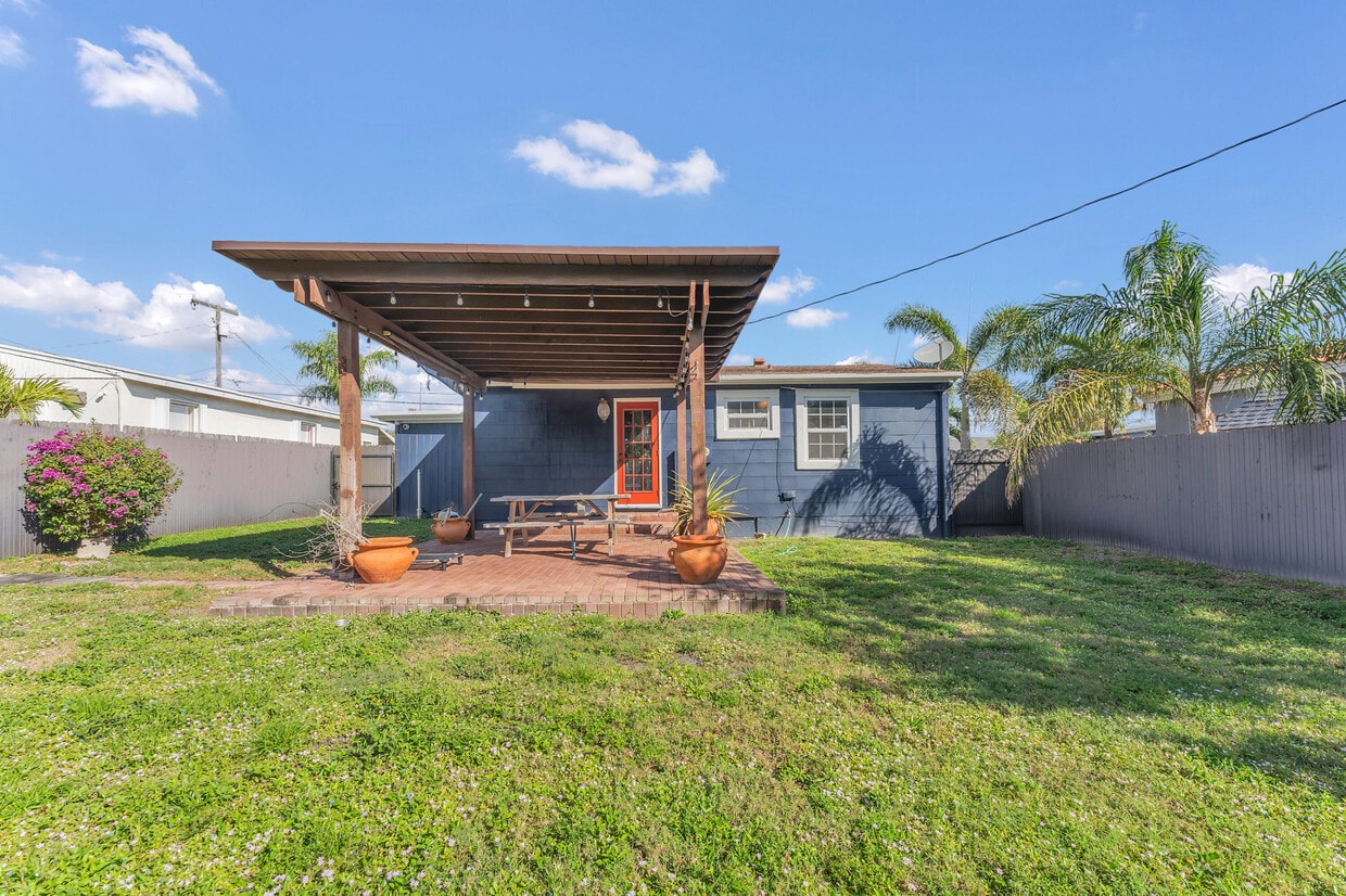 Foto principal - 818 Kaye St