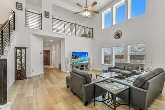 Building Photo - 22222 Opa Gln Dr