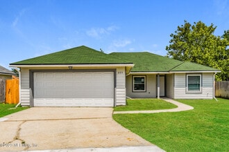 Building Photo - 605 Abbey Ct