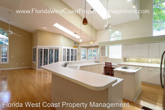 Foto del edificio - 4 br, 2.5 bath House - 6905 Arbor Oaks Ct