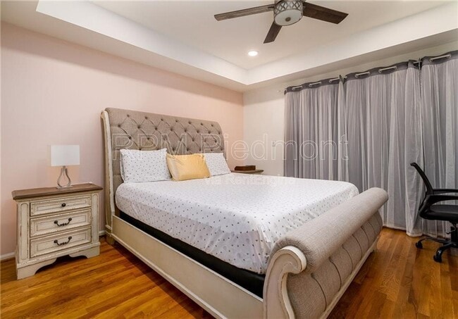 Photo - 220 Renaissance Pkwy NE Apartment