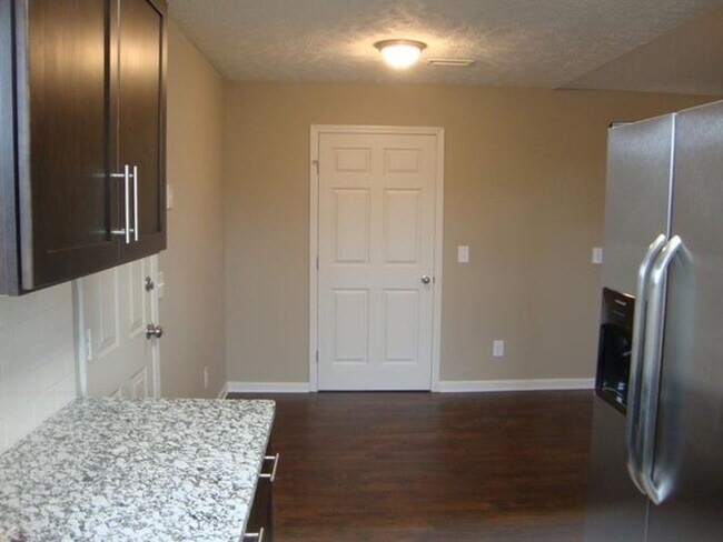 Foto del edificio - Updated 3BR Home in Smyrna – Modern Upgrades, Garage & Spacious Yard