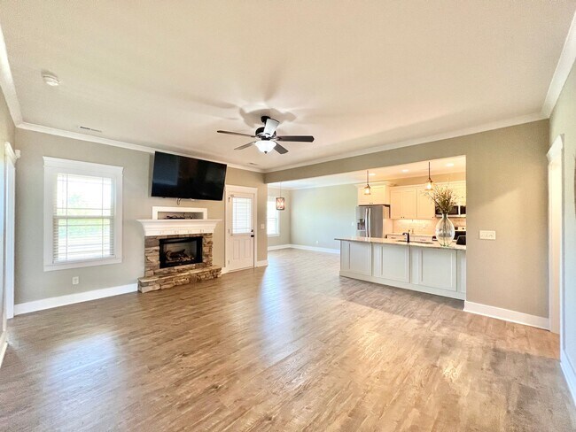 Foto del edificio - 96 Huntley Meadows Dr
