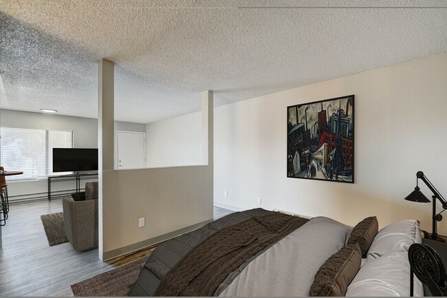 Building Photo - Kalo Four Seasons
