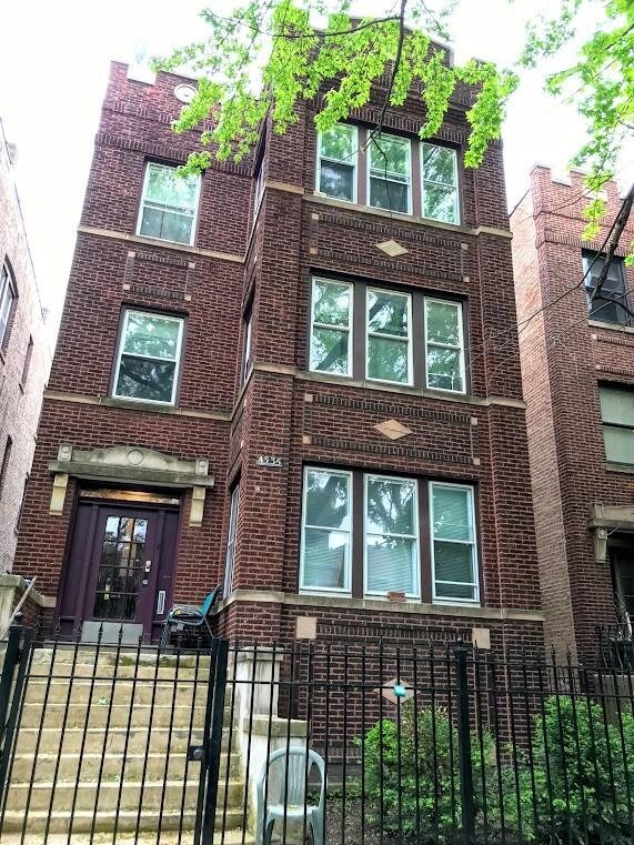 Foto principal - 1.5 bedroom in Chicago IL 60618