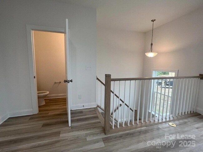 Foto del edificio - 9217 Walnut Hl Rd NW