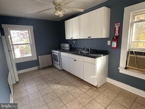 Building Photo - 38 Hanover St