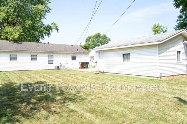 Building Photo - 2530 Bellfield St