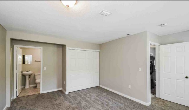 Foto del edificio - 9043 9th Ave