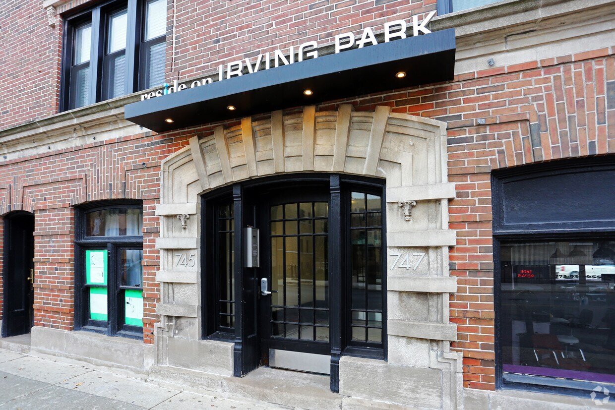 Reside on Irving Park Rentals Chicago, IL