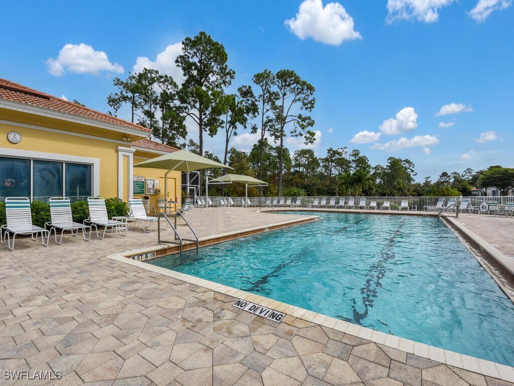 Foto del edificio - 5045 Cedar Springs Dr