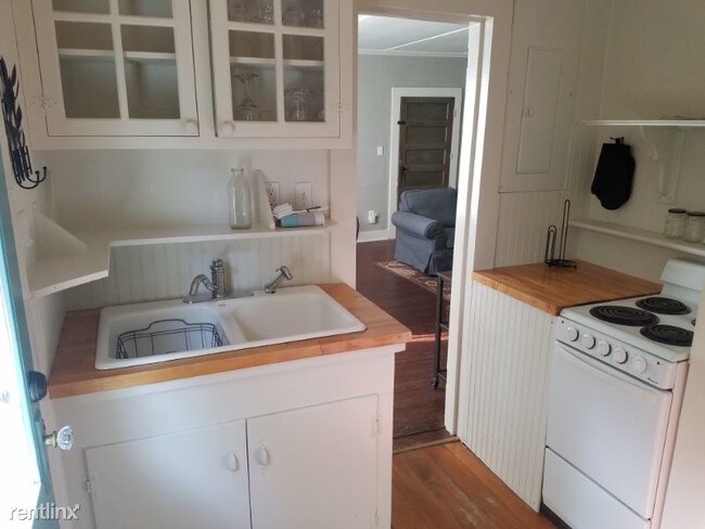 Foto del edificio - 1 br, 1 bath House - 1211 S Main Street