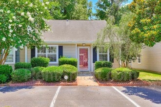 Building Photo - 4760 Brookwood Dr
