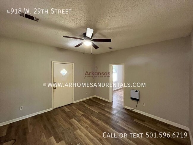 Foto del edificio - 4918 W 29th St