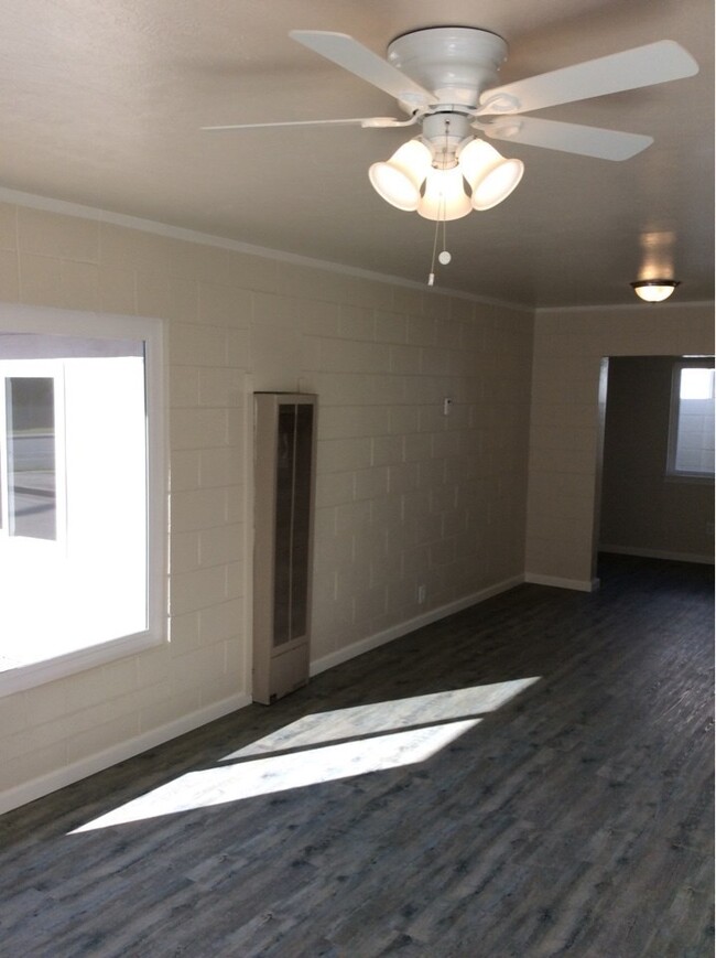 Building Photo - APPLY FOR THIS BEAUTIFUL HOME TODAY!