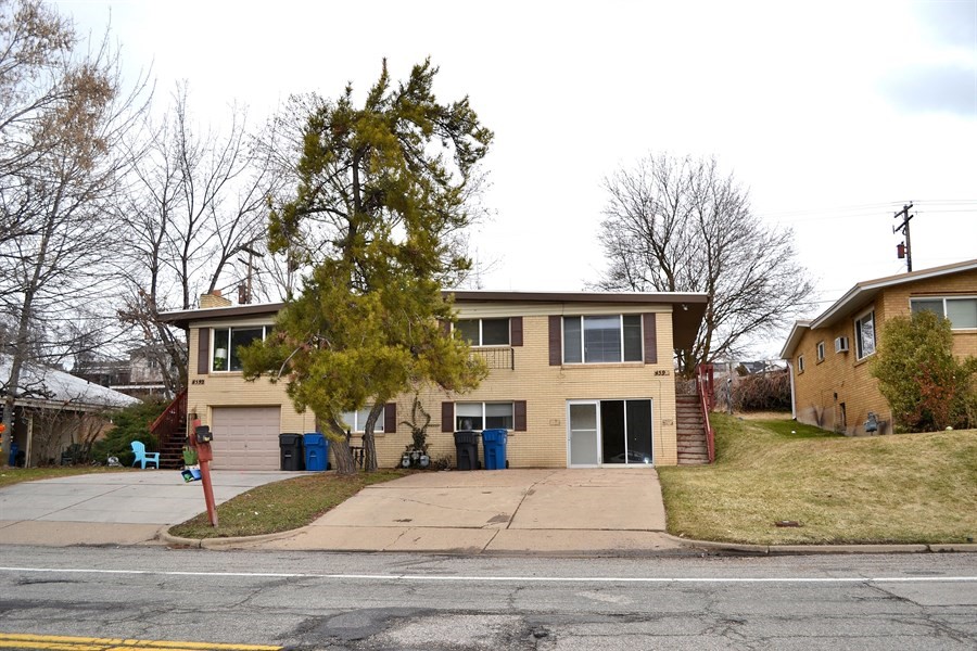 Primary Photo - 4594 Adams Ave
