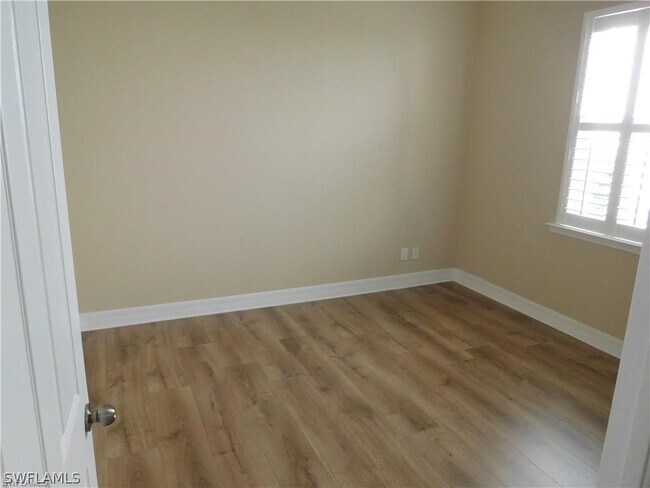 Foto del edificio - 6853 Il Regalo Cir