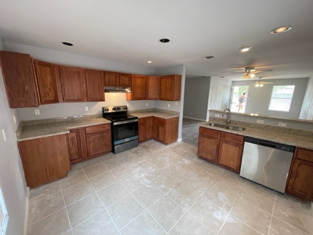 Building Photo - 5815 Castle Lk