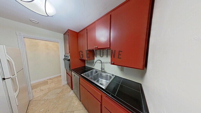 Foto del edificio - 12200 Montecito Rd