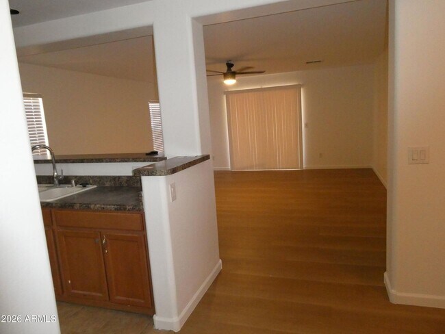 Foto del edificio - 11547 W Schleifer Dr