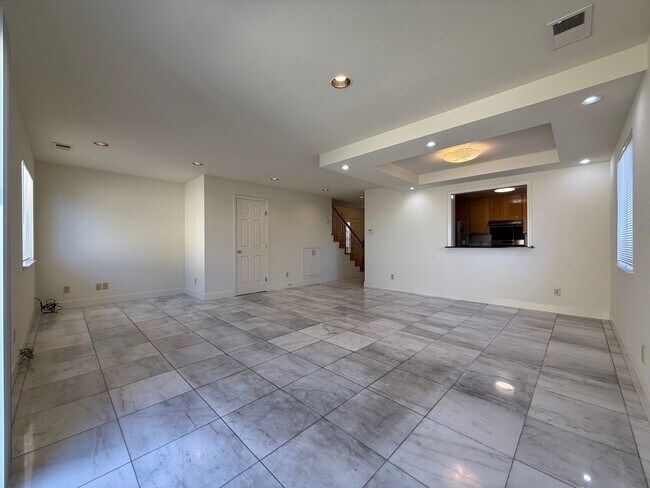 Photo - 2225-2225 9th Ave Townhome