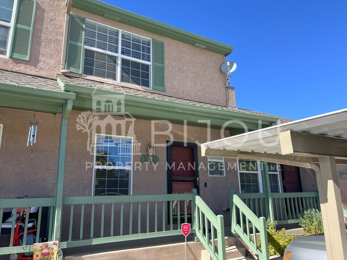 Townhome Located in Rockrimmon House Rental in Colorado Springs, CO