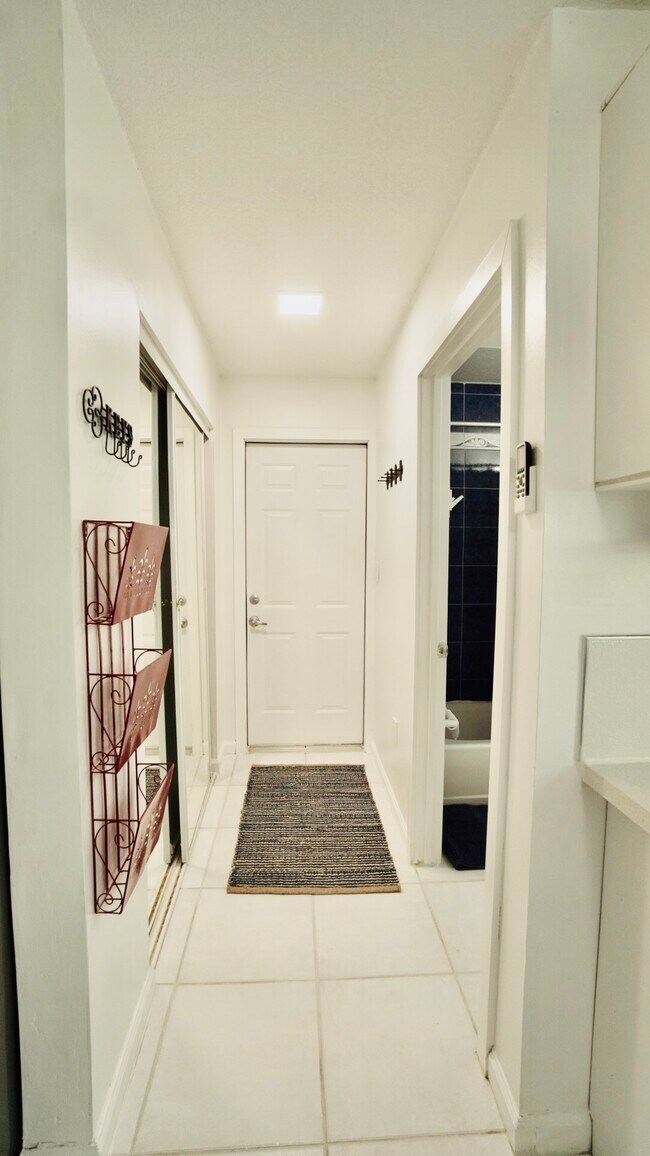 Foto del edificio - 2945 SW 38th Ct