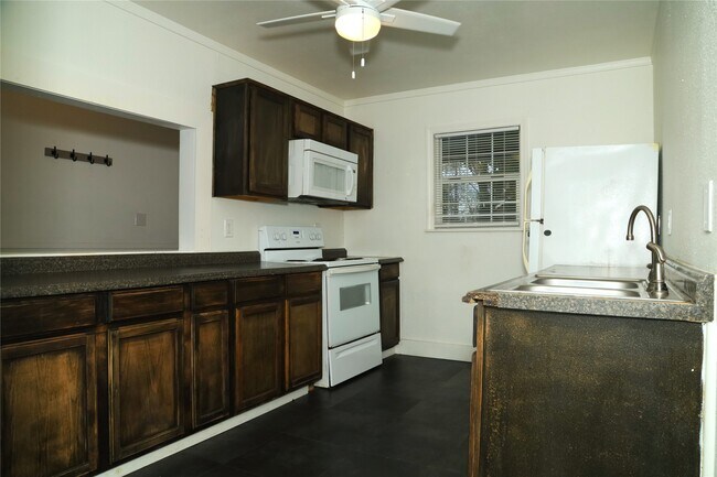 Foto del edificio - 1129 N Arcola St