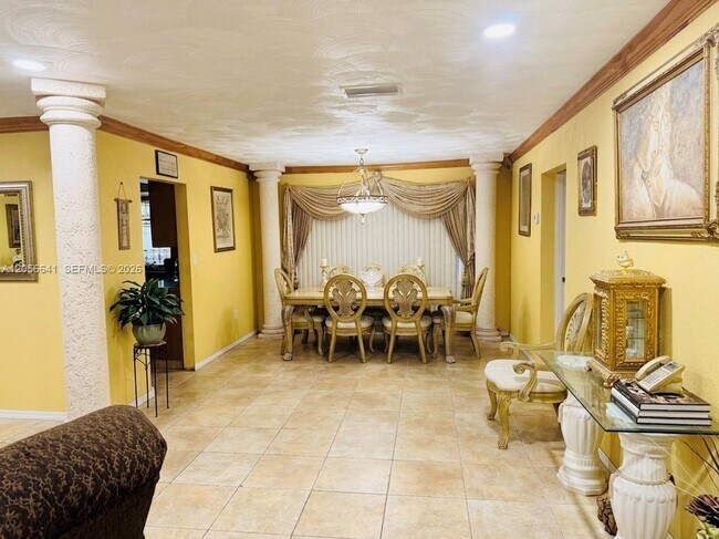 Foto del edificio - 7211 Biltmore Blvd