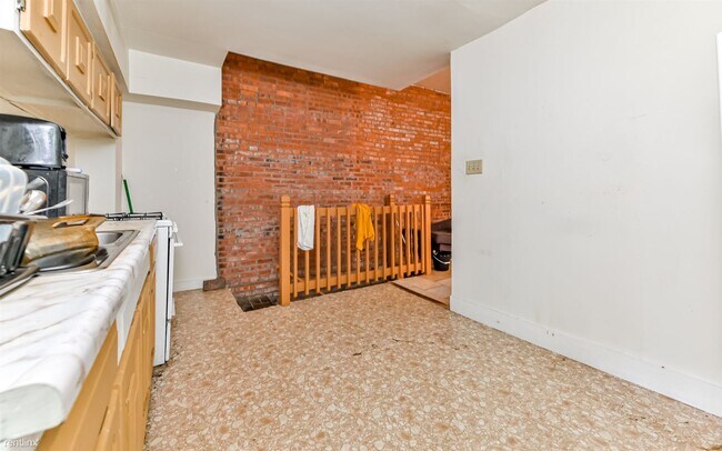 Building Photo - 4 br, 2 bath House - 3206 Kennett Sq