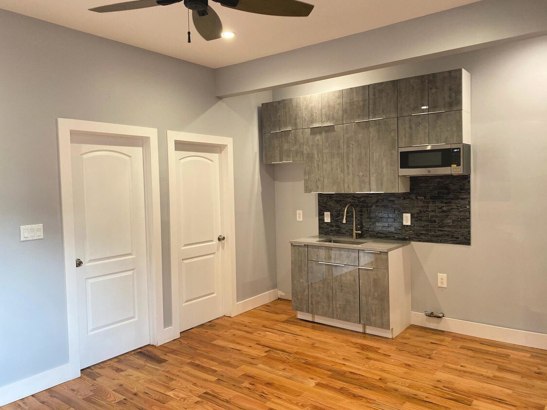 984 Dumont Ave Unit 2B, Brooklyn, NY 11208 Condo for Rent in Brooklyn