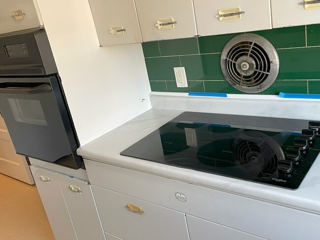 Building Photo - 1520 9th St