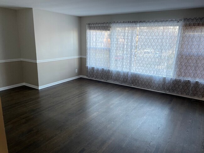 Foto del edificio - 7816 W North Ave