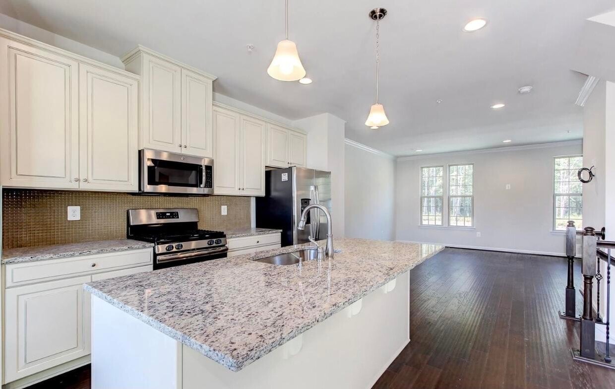 Primary Photo - 505 Rio Grande Dr