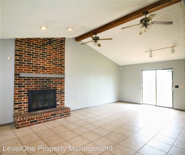 Building Photo - 3 br, 2 bath House - 101 Taos