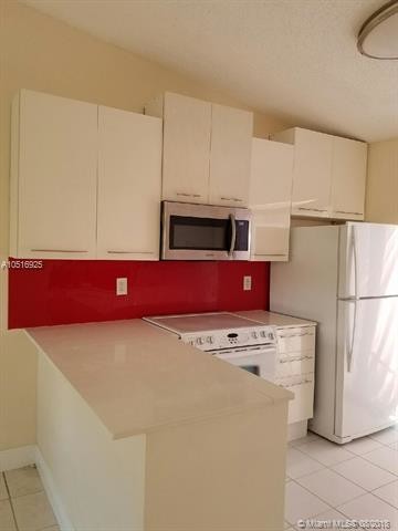 Building Photo - 7794 W 29th Ln