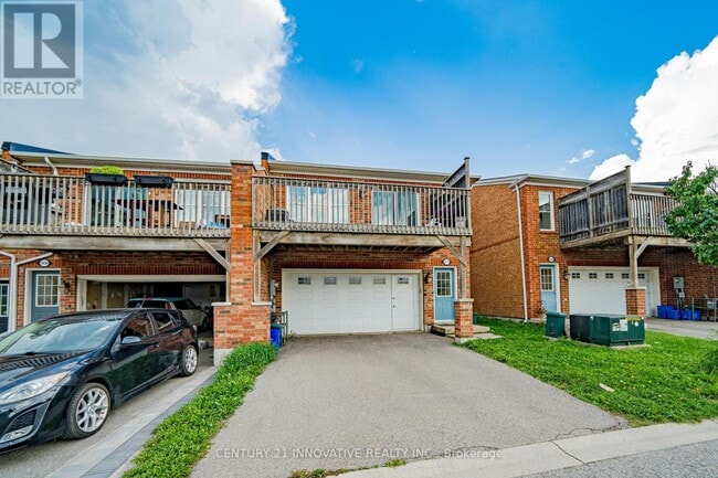 Photo du bâtiment - 3034-3034 Bur Oak Ave