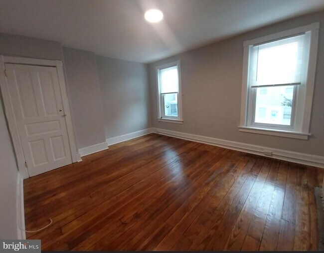 Building Photo - 4621 Howell St
