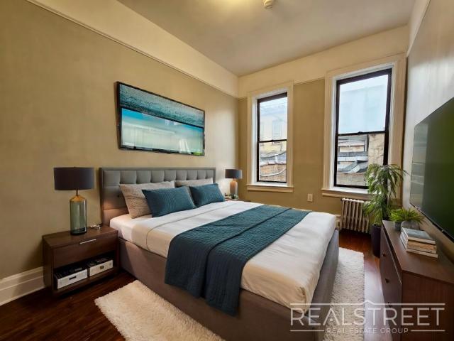 Foto del edificio - 2 bedroom in BROOKLYN NY 11203