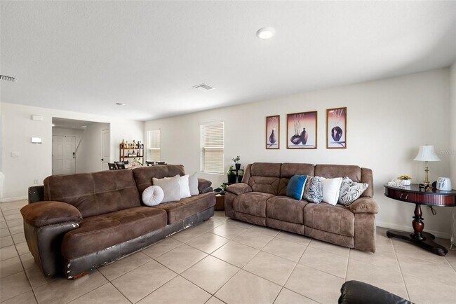 Foto del edificio - 24672 NW 11th Pl