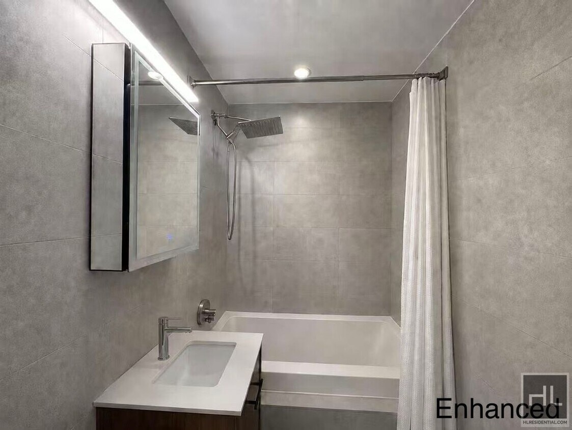 Foto del edificio - Studio in Long Island City | In-Unit Washer & Dryer | Condo | Easy Commute