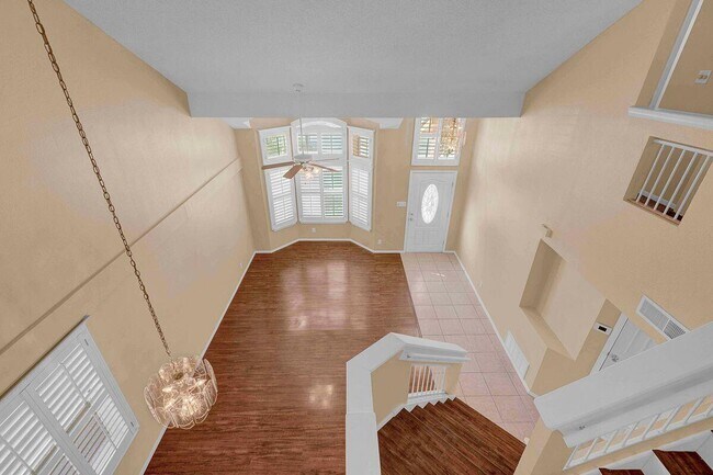 Building Photo - 1460 Paseo De Flor St