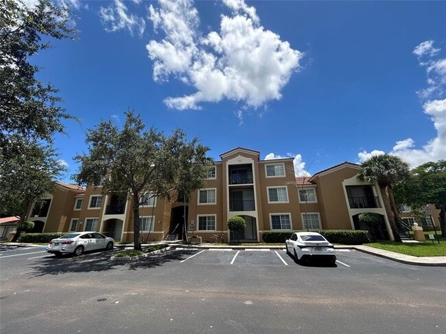 Foto del edificio - 8020 N Nob Hill Rd