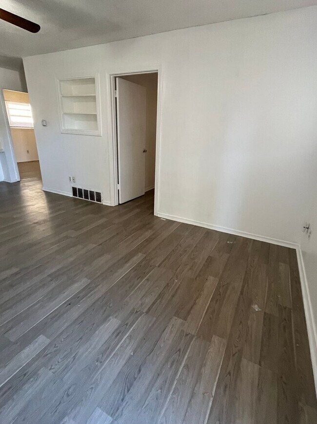 Foto del edificio - 1610 58th St