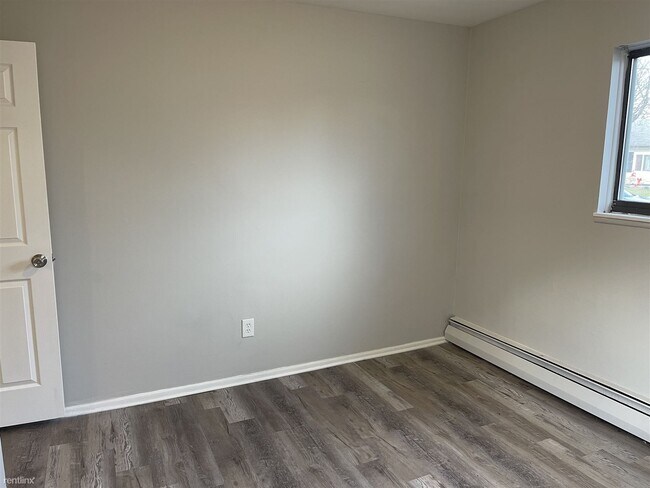 Foto del edificio - 3 br, 1 bath House - 26319 Kathy St