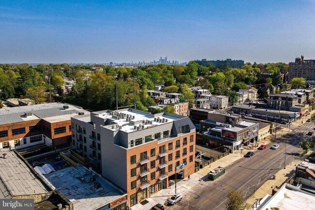 Building Photo - 308 W Chelten Ave