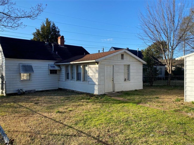 Foto del edificio - 602 N Maryland St