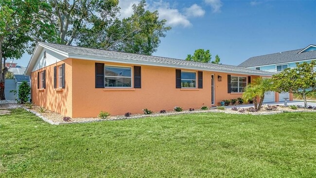 Building Photo - 641 Coral Dr