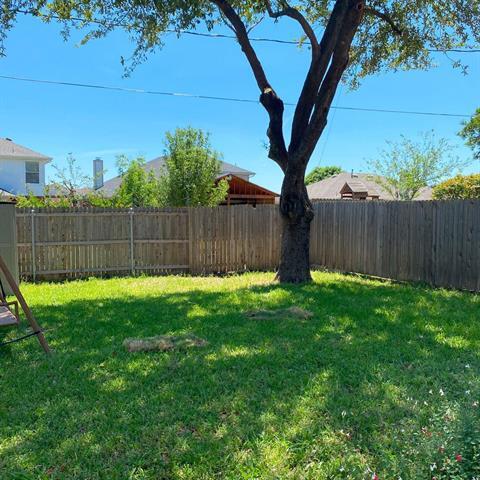 Foto del edificio - 1510 Creek Bank Ln